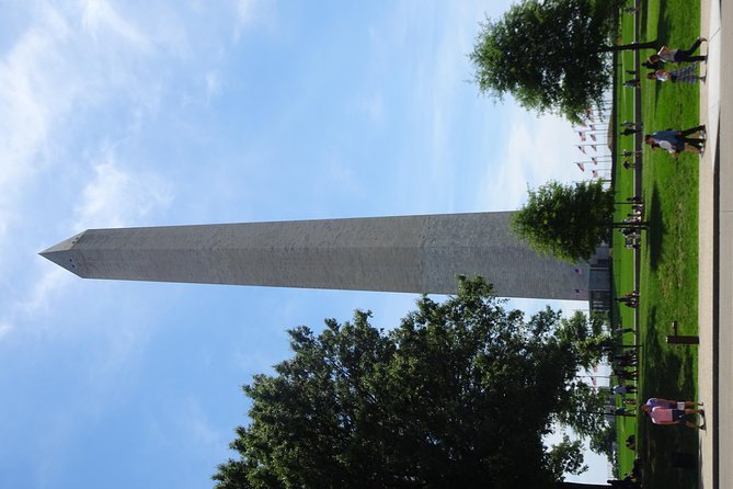 Washington DC Monuments self-guided walking tour & scavenger hunt - The Jefferson Memorial and Tidal Basin area