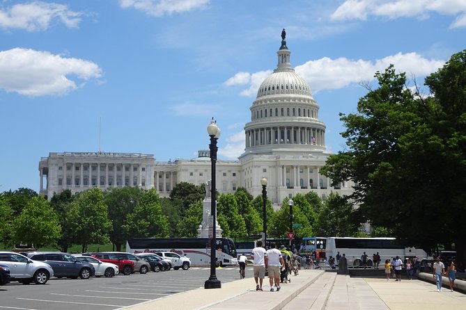 Washington DC Museums self-guided walking tour & scavenger hunt - Starting at the National Museum of African American History and Culture