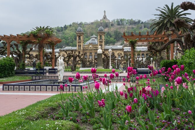 Who Am I? San Sebastian Identity Puzzle Adventure - Kursaal and Victoria Eugenia Theater