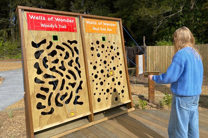 Wonderworld Rotorua - New Zealand's leading maze park - Tackling the 1.7km 3D Maze