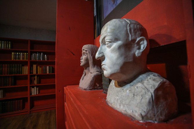 Xcape Room Bcn: Corpse Gallery Escape Room Barcelona - Getting to Carrer de Sant Antoni Maria Claret