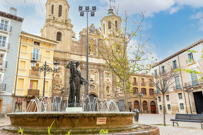 Zaragoza Scavenger Hunt and Sights Self-Guided Tour - Starting at Plaza de Sas Santiago